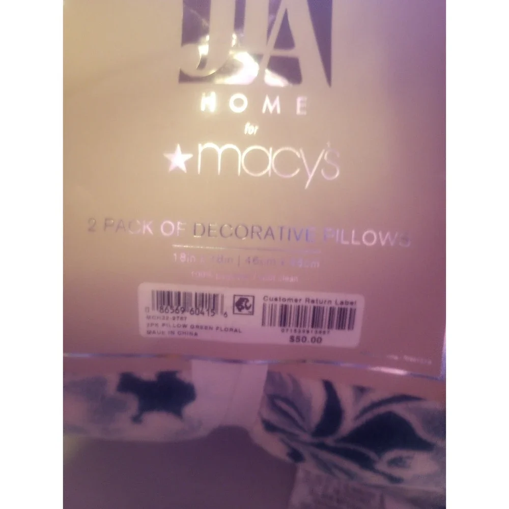 Macy's 2pk Cozy Plush Pillows‎ 18in X 18 In Green-blue Floral